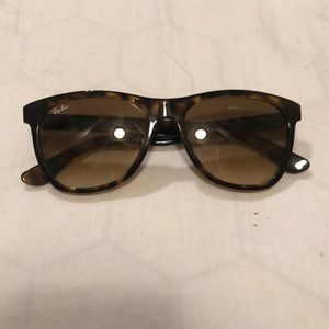 Tortoise Ray Bans - New